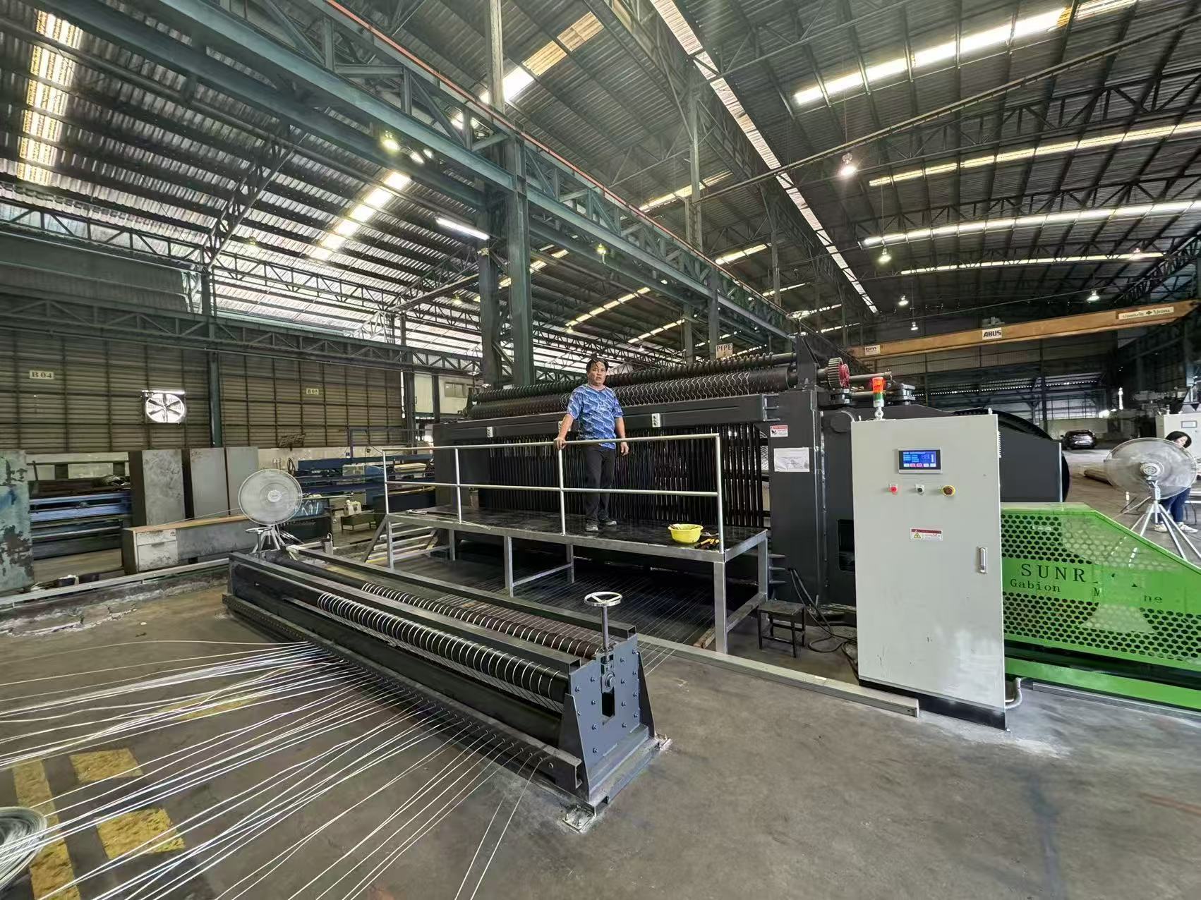 최신 회사 블로그 인도 산악 지역의 산사태 위험 증가? 자동 옹벽 기계, 경사면 안정화 프로젝트 지원