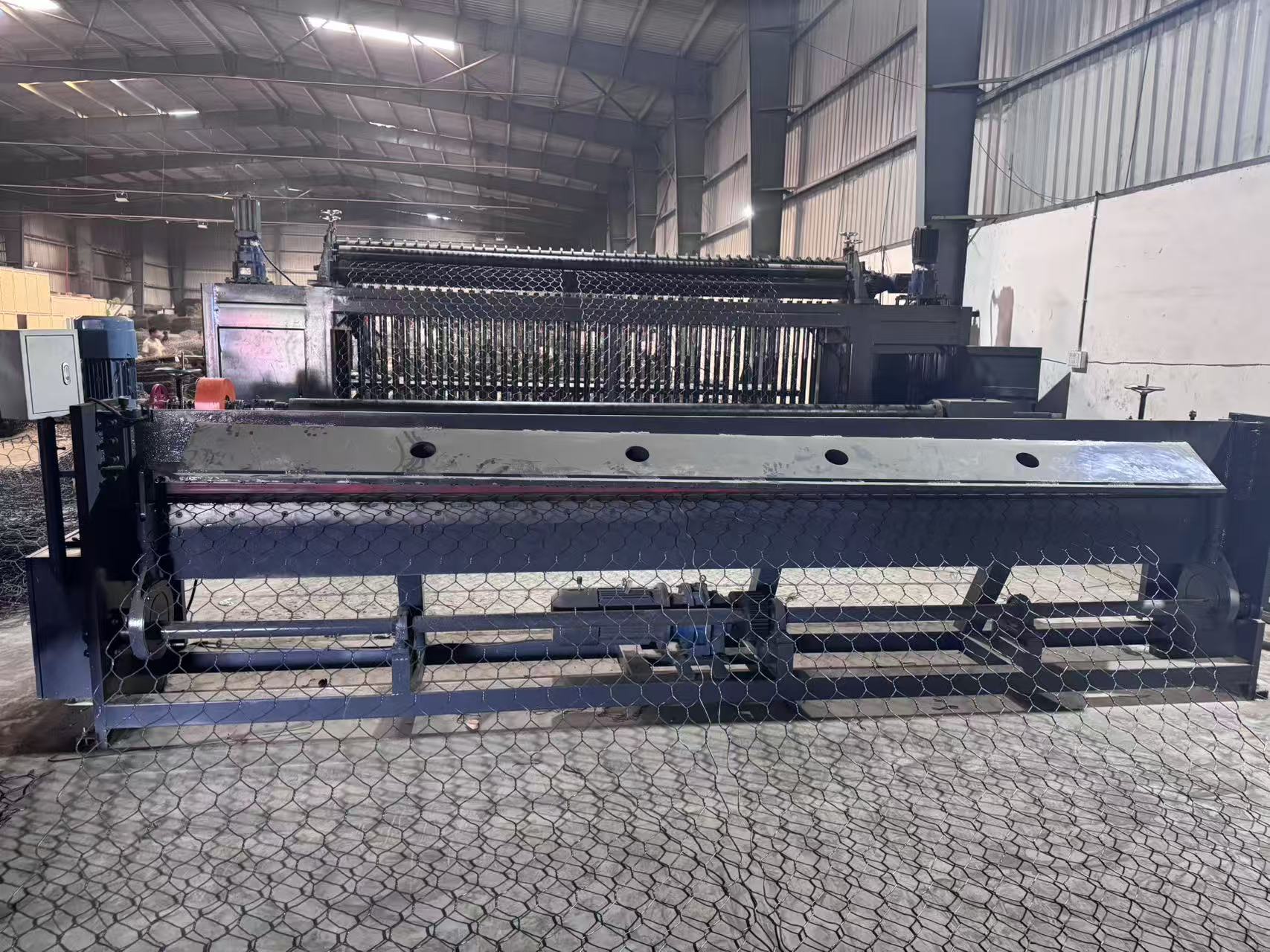 최신 회사 블로그 Delta Servo Gabion Mesh Machine Successfully Exported and Commissioned in India