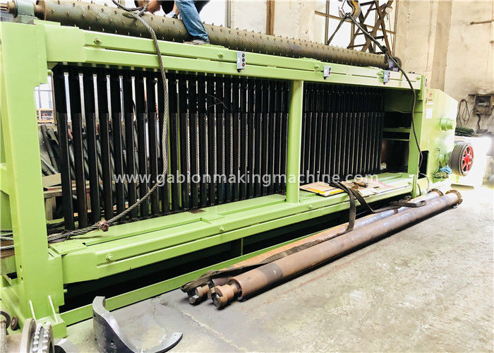 Oil Automatic Gabion Machine Heavy Duty Galvanized Wire Machine For Fence / Construction